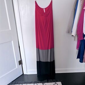 Boutique strapless, stealth dress, great for‎ summer and vacation.